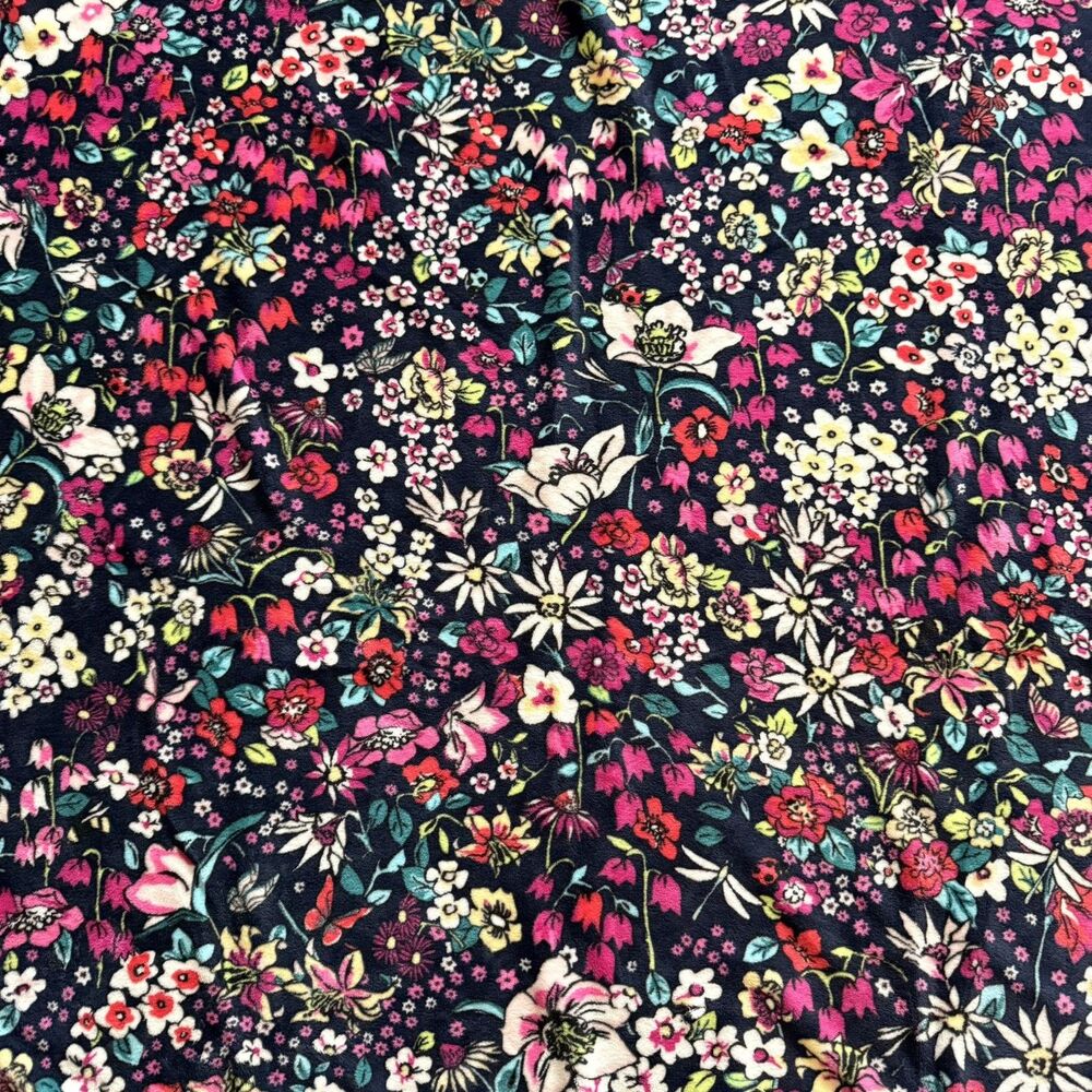 Vera Bradley Throw Blanket - Itsy Ditsy Pattern - 76” X 38”